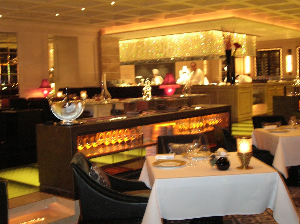 The dining room and bar of Caprice in Hong Kong