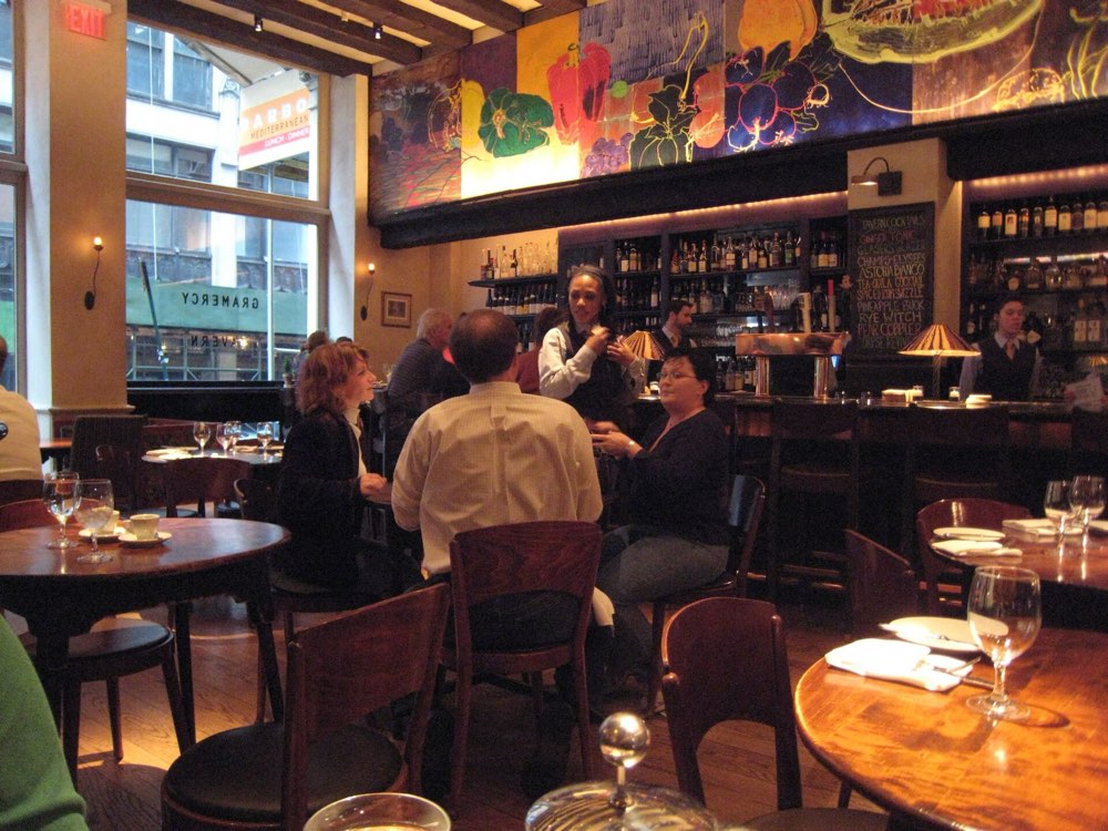 Diners in the front tavern room of Gramercy Tavern, New York, around 2007