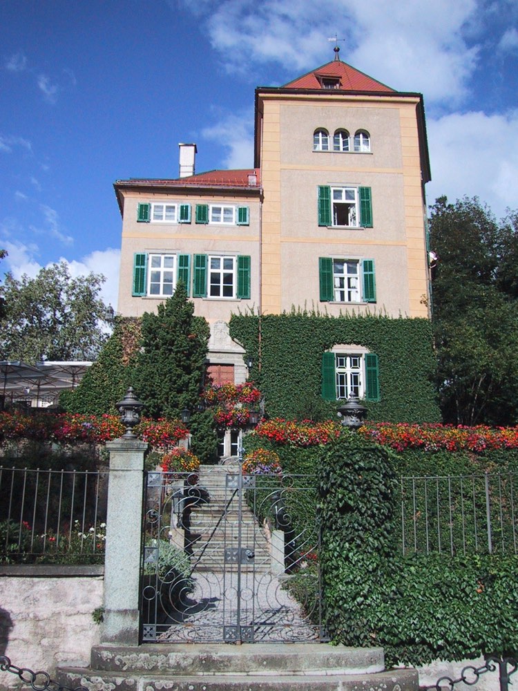 Schloss Schauenstein, the castle in Fürstenau that houses the restaurant