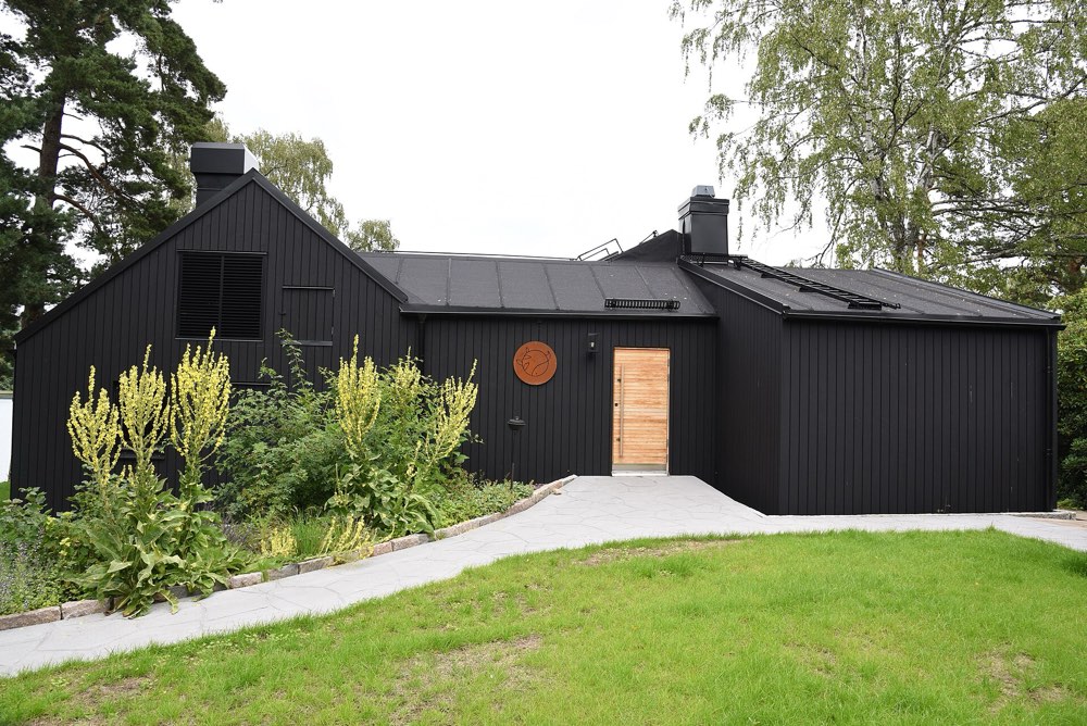 The black timber building of Signum by Landvettersjön, Mölnlycke